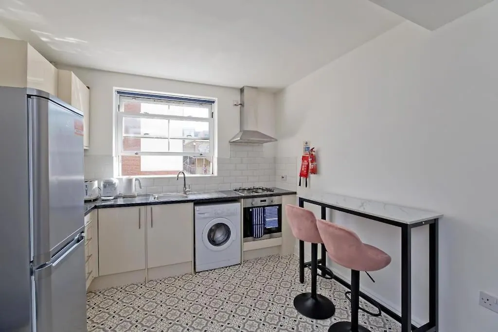Imperial Medina House-Whitechapel Apartment London