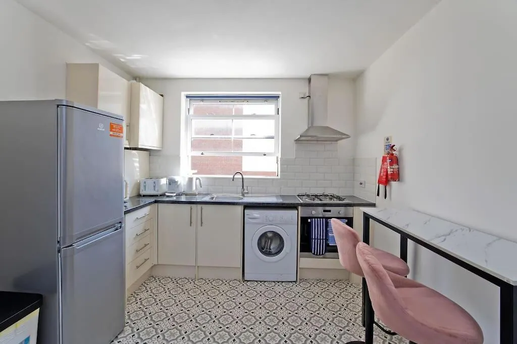 Imperial Medina House-Whitechapel Apartment London