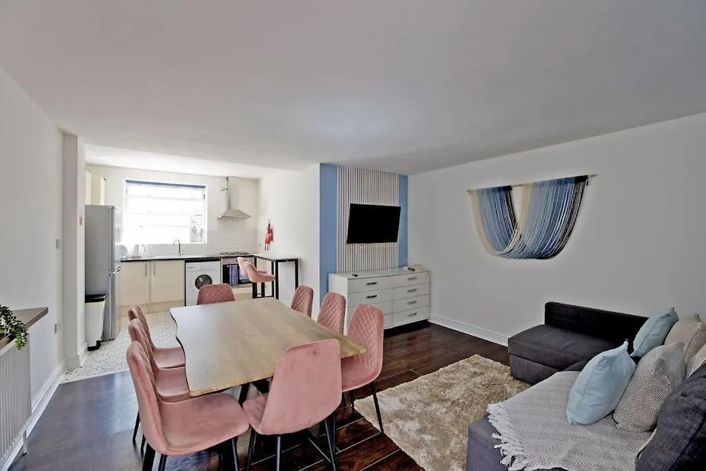 Imperial Medina House-Whitechapel Apartment London United Kingdom