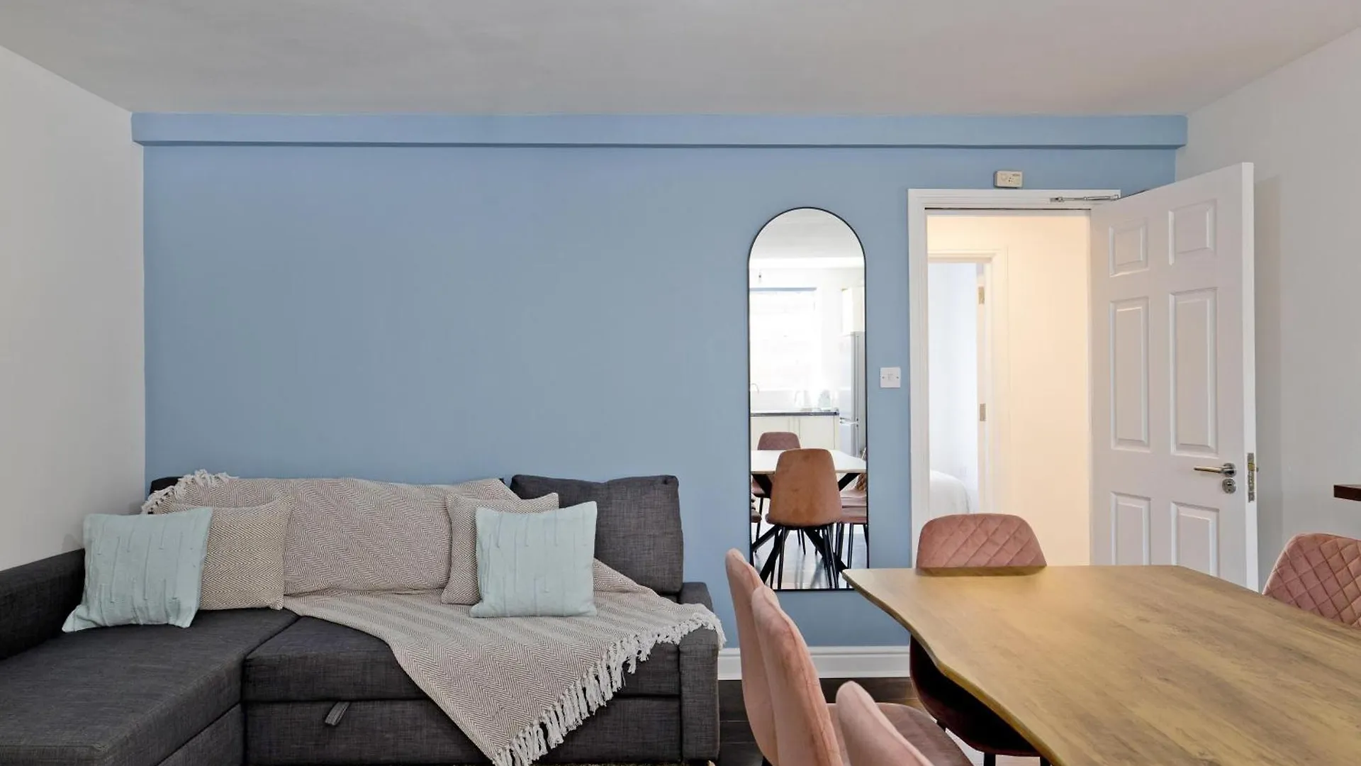Imperial Medina House-Whitechapel Apartment London